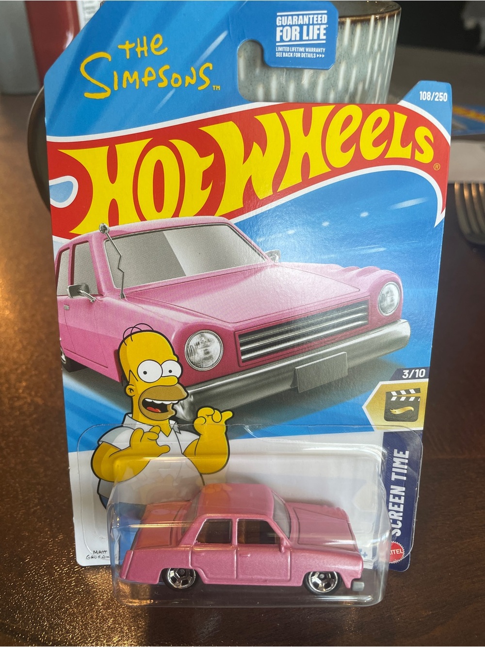 Hot Wheels 1:64 Pink Diecast The Simpsons Family Car Screen Time Series